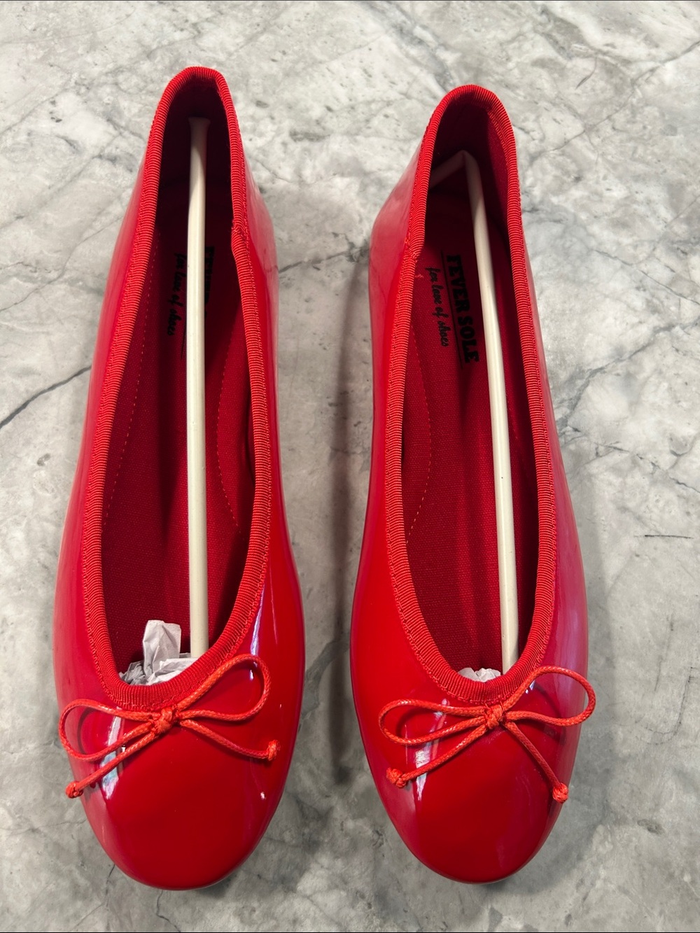 New  FEVER SOLE cherry red Ballet Flats - size 9